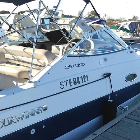 船上ホテル Hoana.Bateau.Capdagde